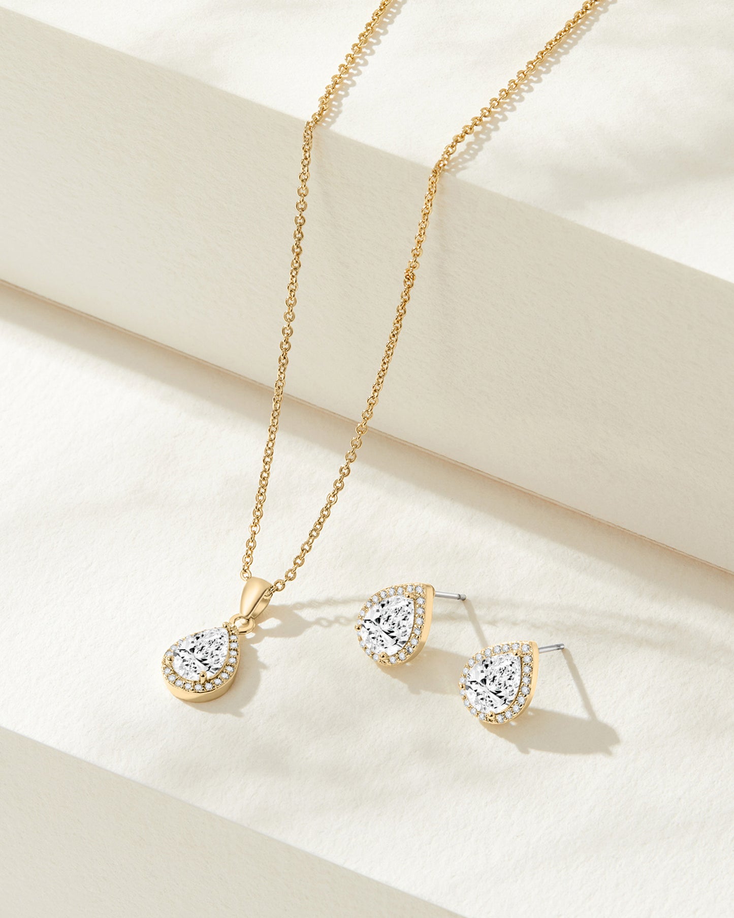 Kylie Pear Cut Set - 18K Gold Plated
