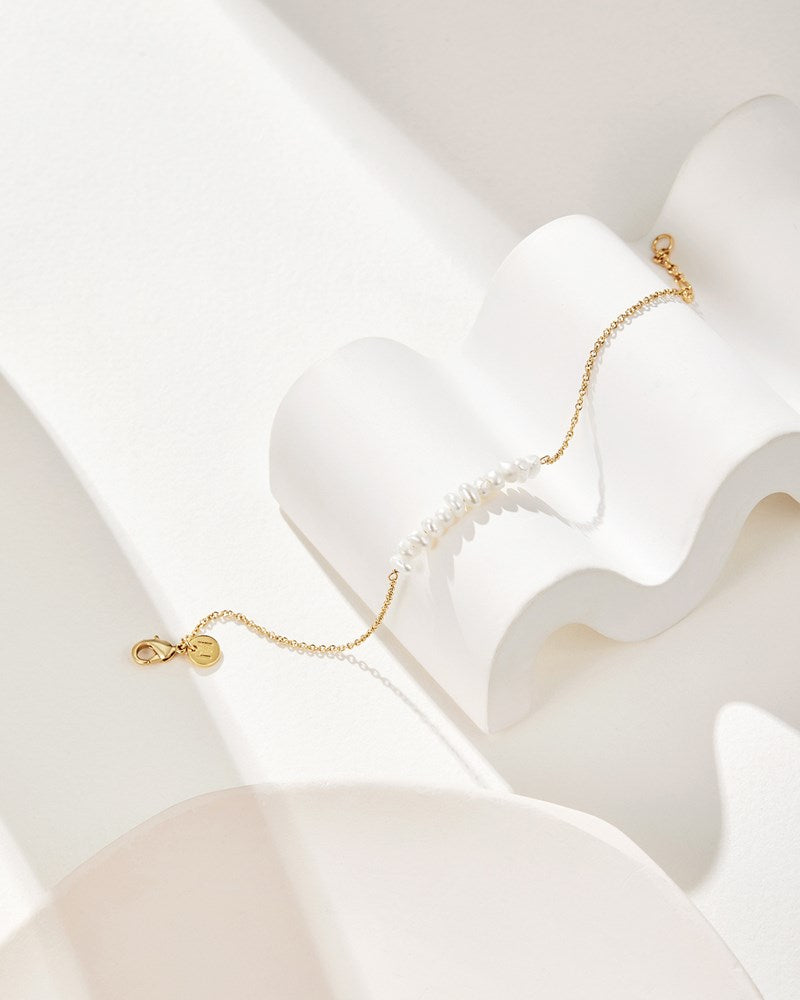 Cruz Baroque Pearl Bracelet