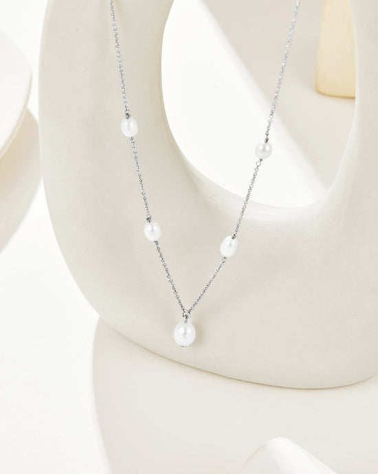 Summer Pearl Necklace