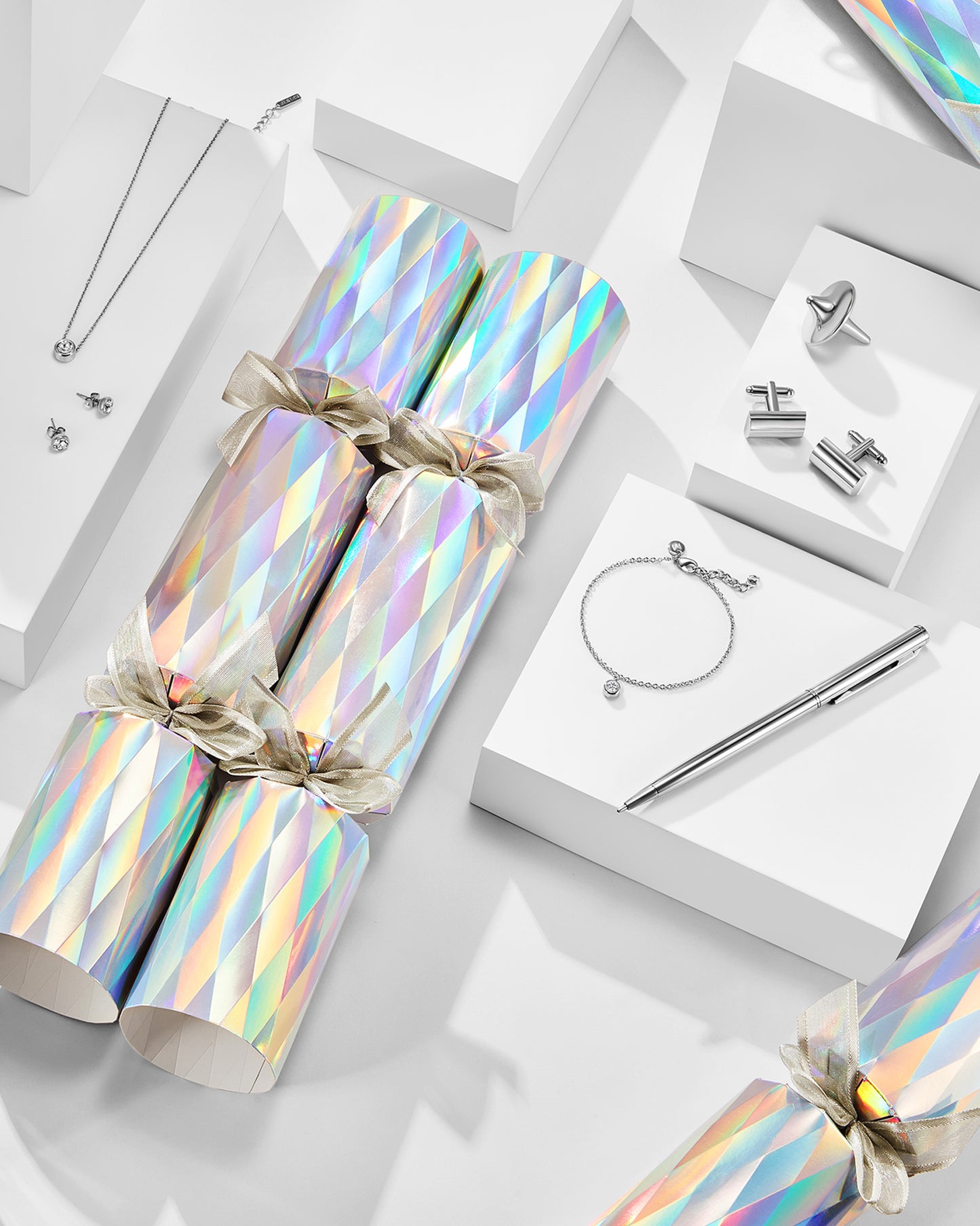 Holographic Prism Luxury Christmas Crackers – 6 Pack