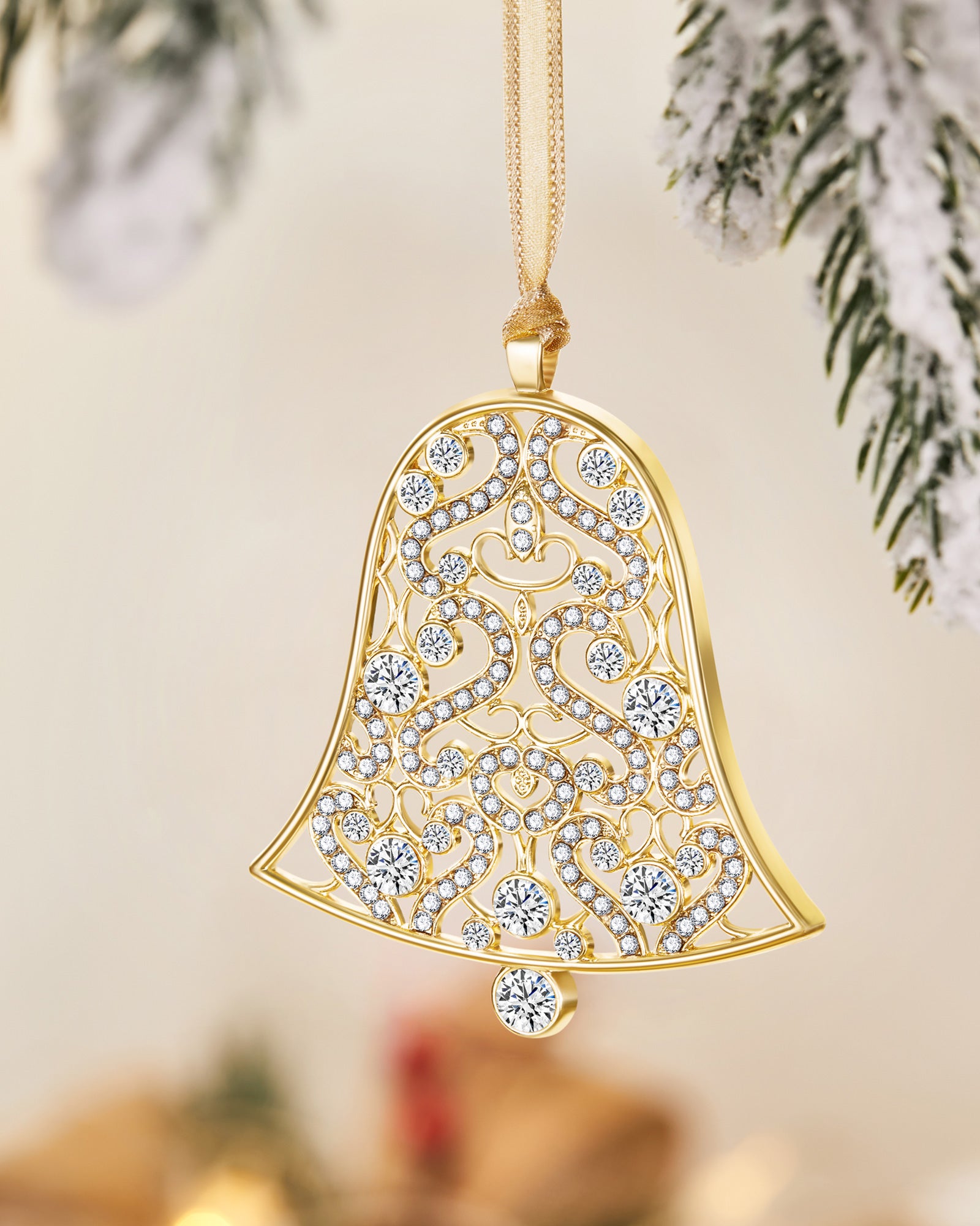 3 Piece Luxury Ornaments Set in Gold – Mestige