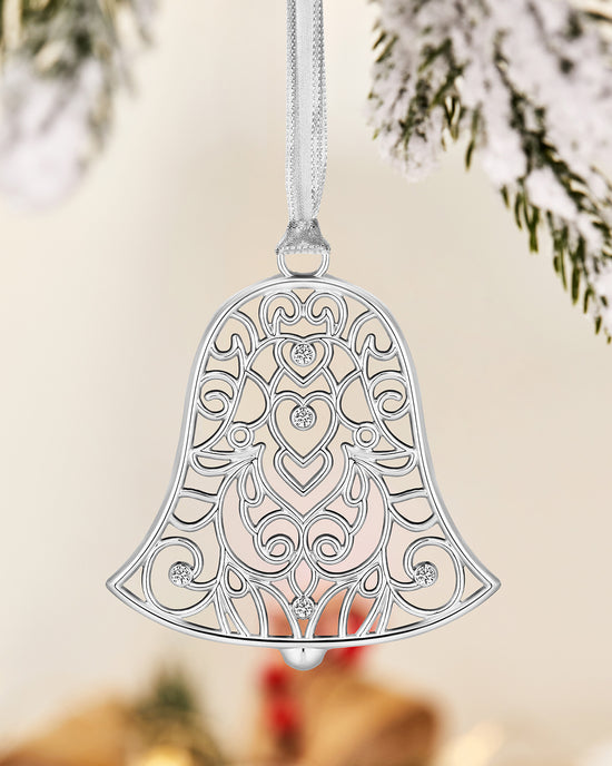 5 Piece Festive Ornaments Set in Silver