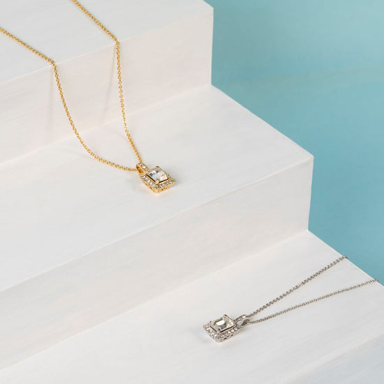Load image into Gallery viewer, Golden Regatta Necklace
